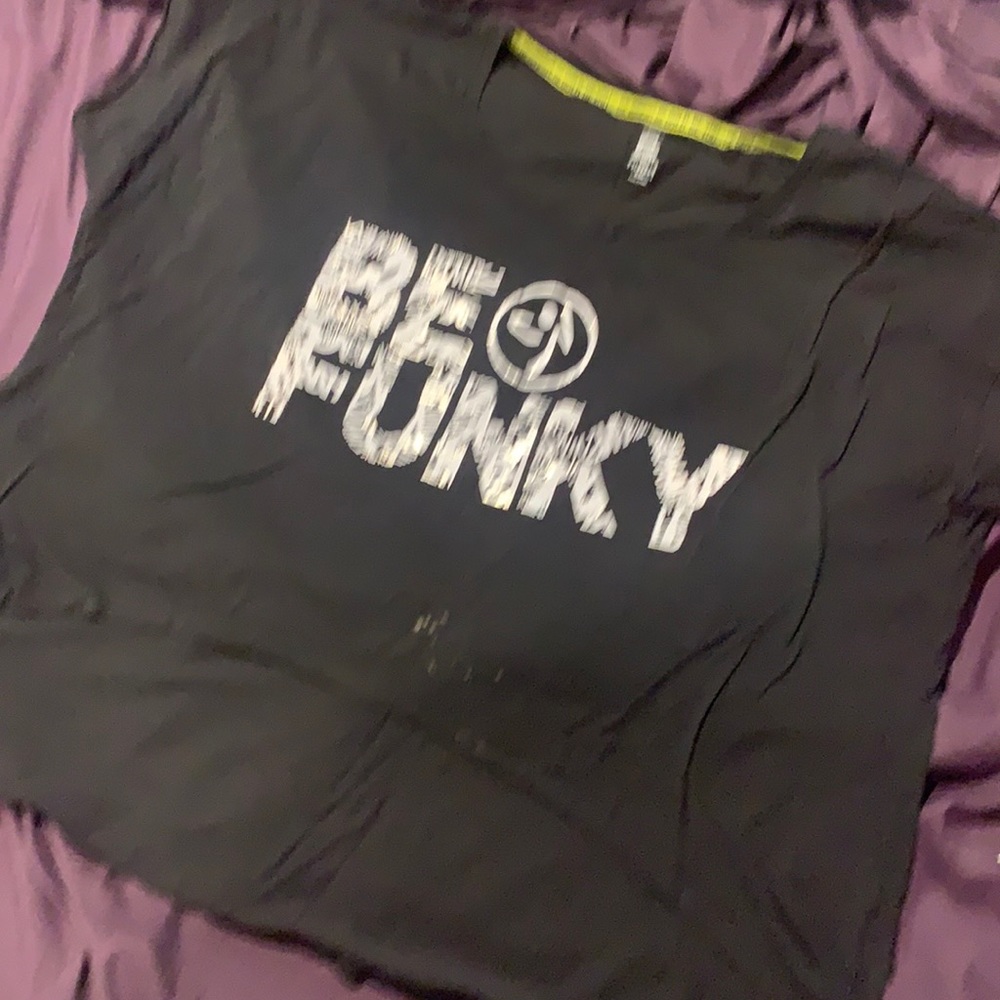 Zumba crop